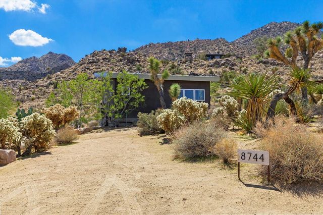 8744 Star Lane, Joshua Tree, CA 92252