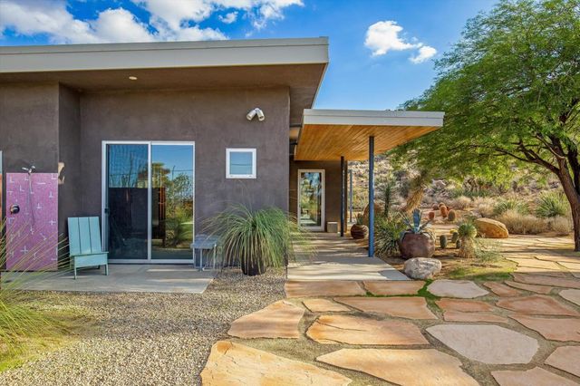 8744 Star Lane, Joshua Tree, CA 92252
