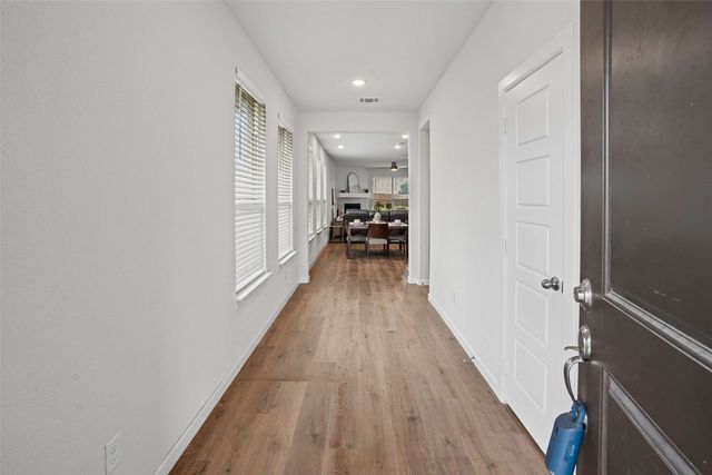 544 Erin Hills Drive, Red Oak, TX 75154