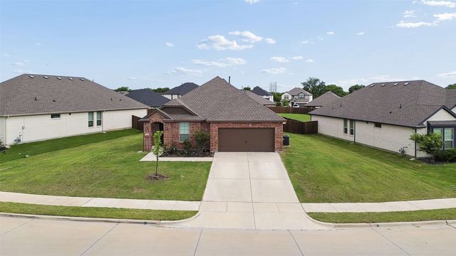 544 Erin Hills Drive, Red Oak, TX 75154