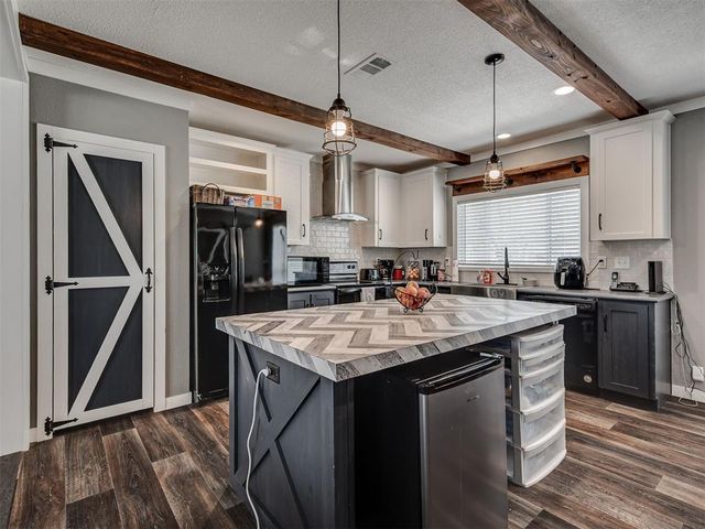 17100 Rolling Meadows, Newalla, OK 74857