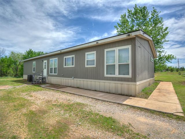 17100 Rolling Meadows, Newalla, OK 74857