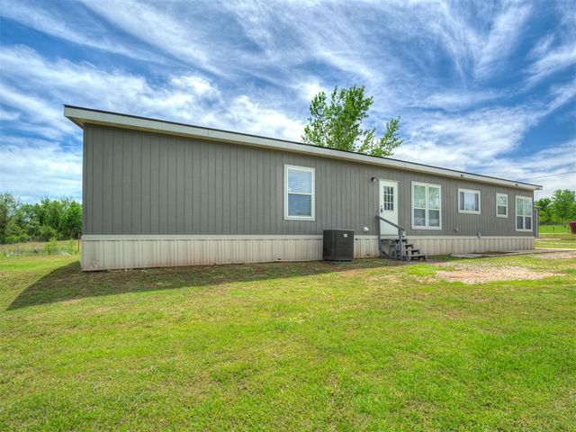17100 Rolling Meadows, Newalla, OK 74857