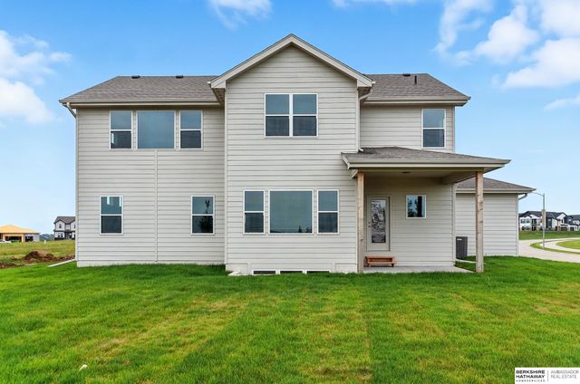 10422 Sherman Street, Papillion, NE 68046