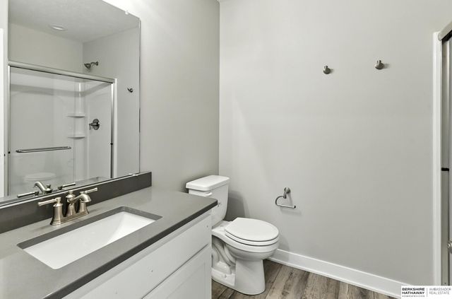 10422 Sherman Street, Papillion, NE 68046