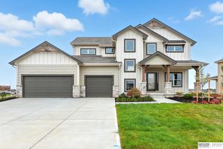 10422 Sherman Street, Papillion, NE 68046