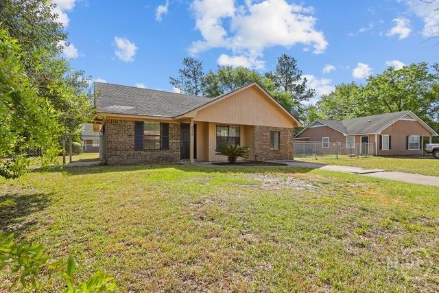 618 Scott Street, Hinesville, GA 31313