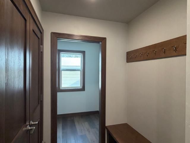 1921 LONE GROVE AVENUE, Green Bay, WI 54303