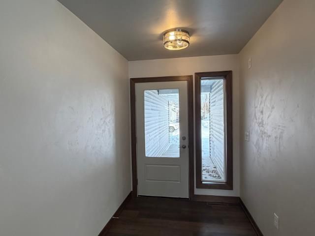 1921 LONE GROVE AVENUE, Green Bay, WI 54303