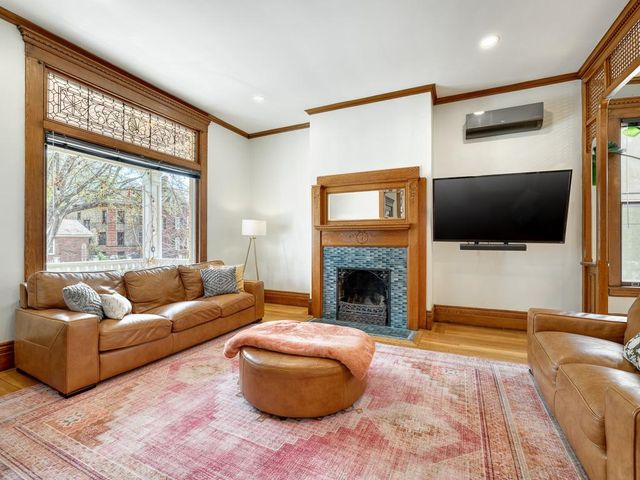 15 Crocus Place, Saint Paul, MN 55102