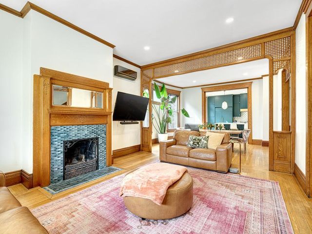 15 Crocus Place, Saint Paul, MN 55102