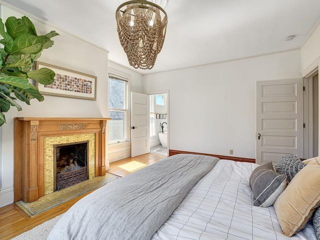 15 Crocus Place, Saint Paul, MN 55102