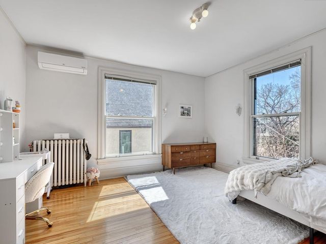 15 Crocus Place, Saint Paul, MN 55102