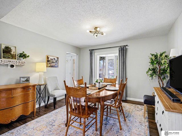 9716 Hartman Avenue, Omaha, NE 68134