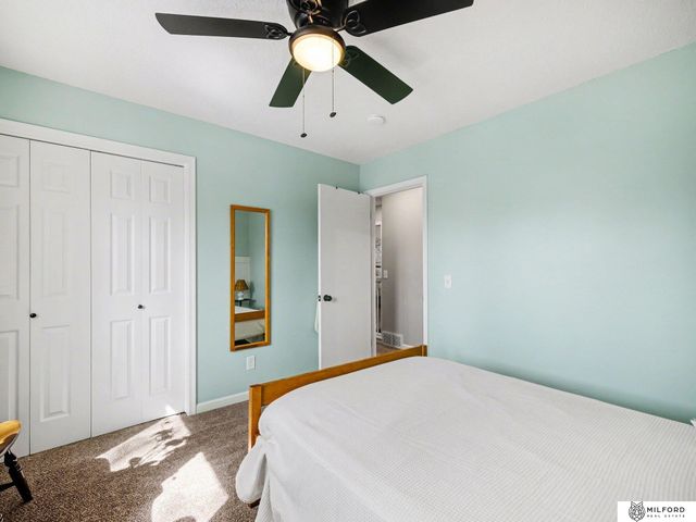 9716 Hartman Avenue, Omaha, NE 68134