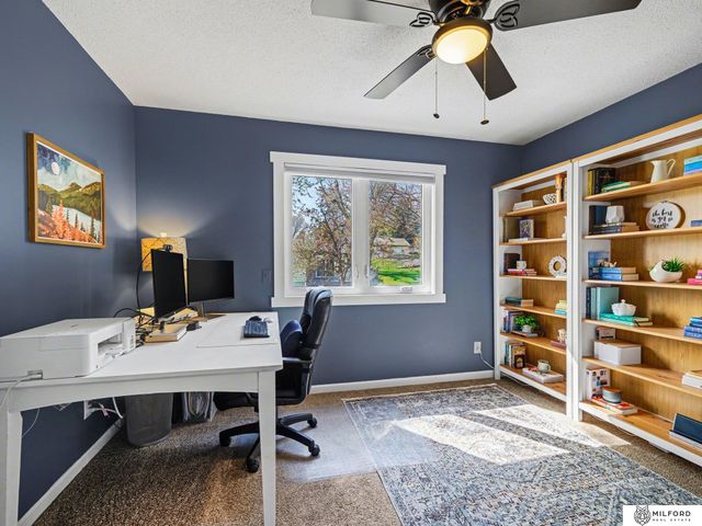 9716 Hartman Avenue, Omaha, NE 68134