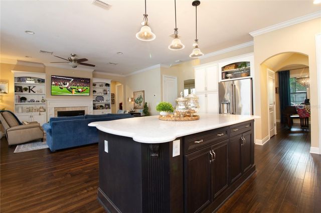 3917 W SAN LUIS STREET, Tampa, FL 33629