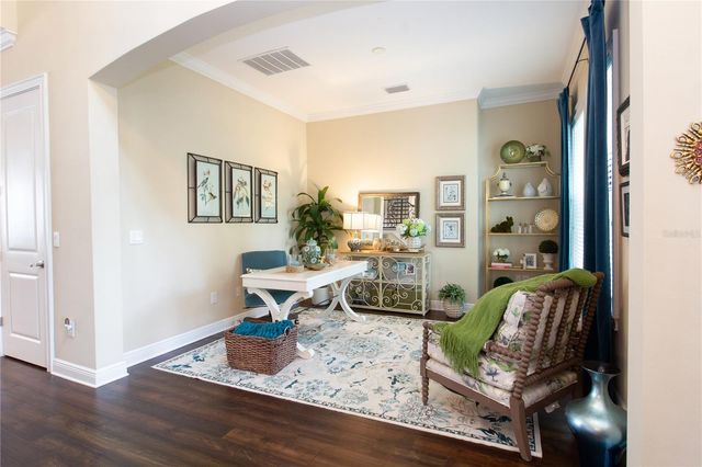 3917 W SAN LUIS STREET, Tampa, FL 33629