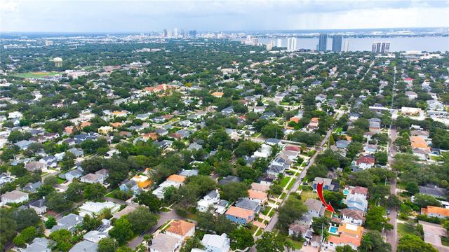 3917 W SAN LUIS STREET, Tampa, FL 33629