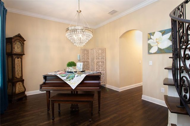 3917 W SAN LUIS STREET, Tampa, FL 33629