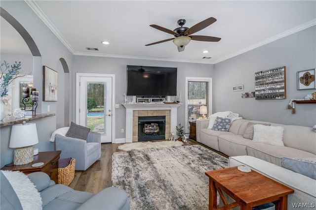 12414 Cherokee Trail, Northport, AL 35475