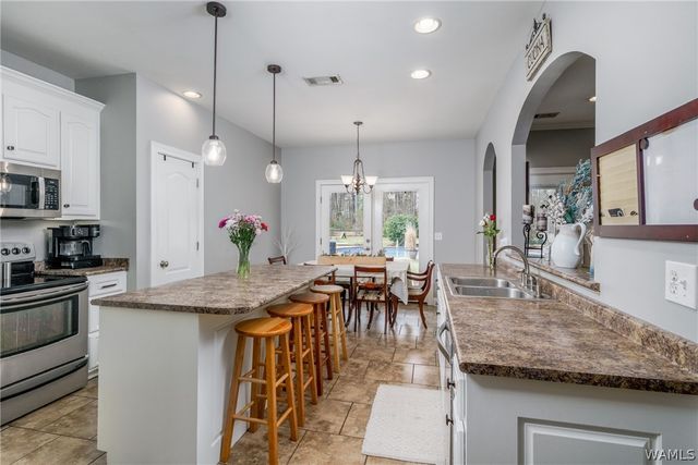 12414 Cherokee Trail, Northport, AL 35475