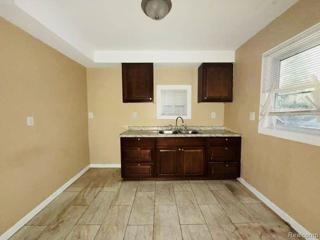 19603 Goddard Street, Detroit, MI 48234