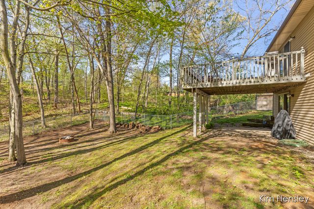 2012 Timberview Drive Ne, Plainfield Twp, MI 49525