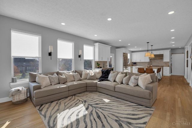 6587 Graybirch Knoll, Liberty Twp, OH 45011