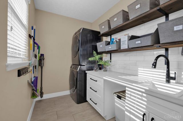 6587 Graybirch Knoll, Liberty Twp, OH 45011