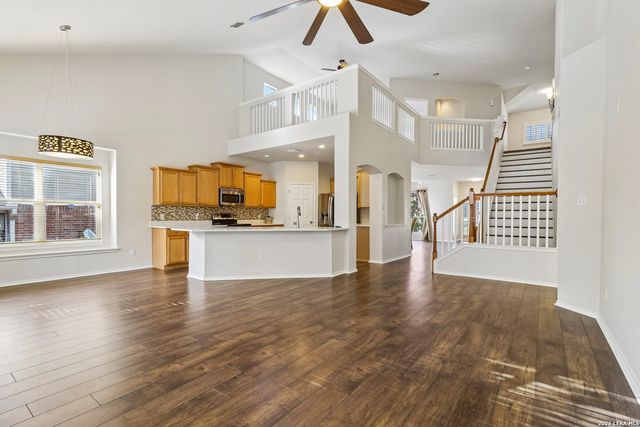 21110 Villa Valencia, San Antonio, TX 78258