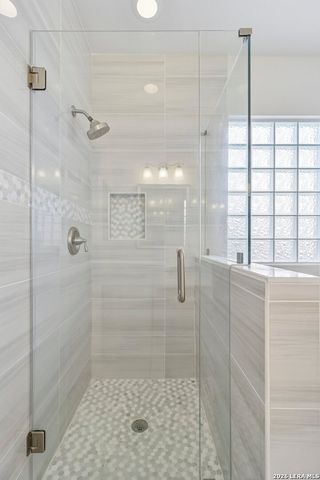 21110 Villa Valencia, San Antonio, TX 78258