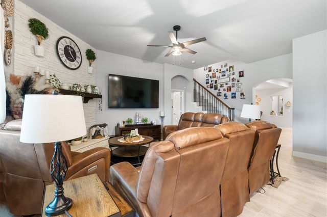 505 Livia Street, Burleson, TX 76028