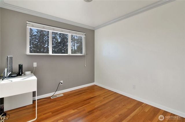 23116 80th Place W, Edmonds, WA 98026