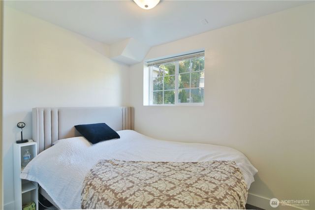 23116 80th Place W, Edmonds, WA 98026