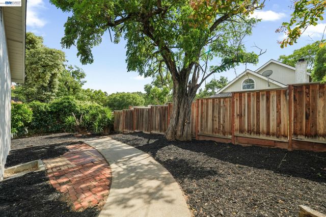 116 Terra Ln, Pacheco, CA 94553