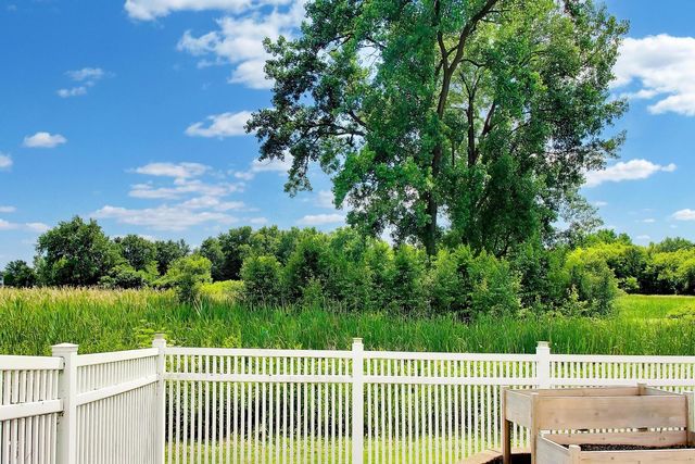 4840 Bordeaux Drive, Lake In The Hills, IL 60156