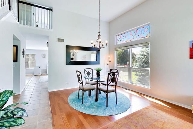 4840 Bordeaux Drive, Lake In The Hills, IL 60156