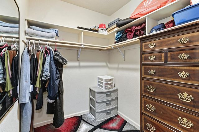 2240 Boyer Dr, Carmichael, CA 95608