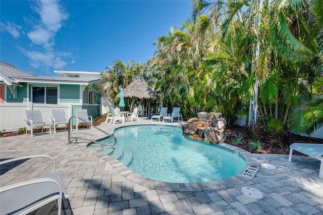 3009 AVENUE E A, Bradenton Beach, FL 34217