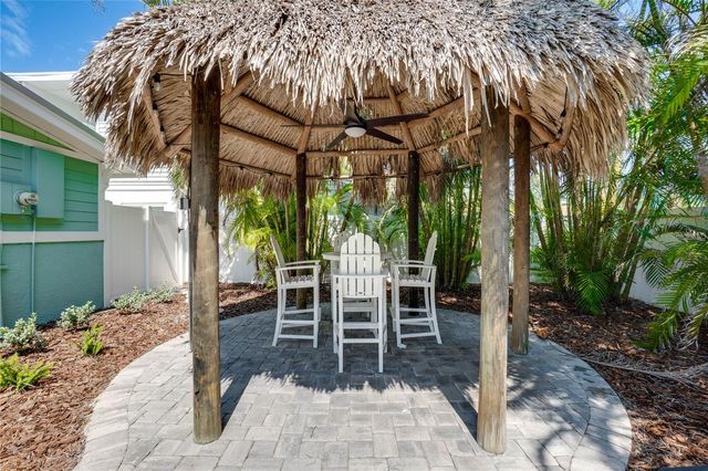 3009 AVENUE E A, Bradenton Beach, FL 34217