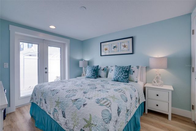 3009 AVENUE E A, Bradenton Beach, FL 34217