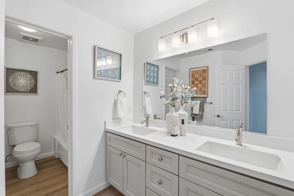 Image 11 of property listing at 1306 Tea Rose Circle, San Jose, CA 95131