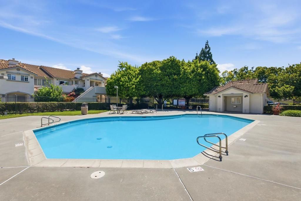Image 18 of property listing at 1306 Tea Rose Circle, San Jose, CA 95131