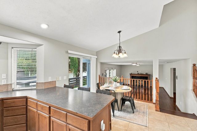 1708 E Houghton Ct, Spokane, WA 99217