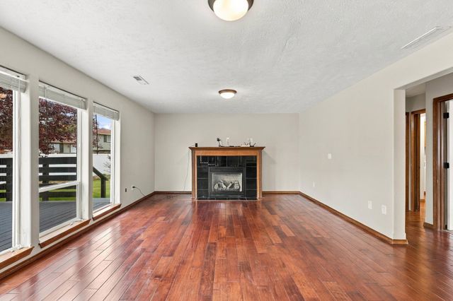 1708 E Houghton Ct, Spokane, WA 99217