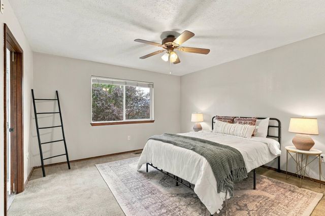1708 E Houghton Ct, Spokane, WA 99217