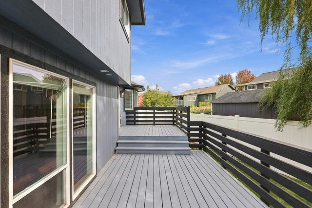 1708 E Houghton Ct, Spokane, WA 99217
