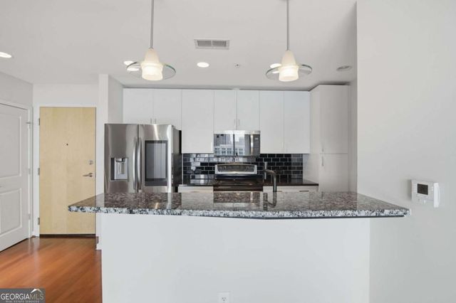 860 Peachtree Street NE 2314, Atlanta, GA 30308