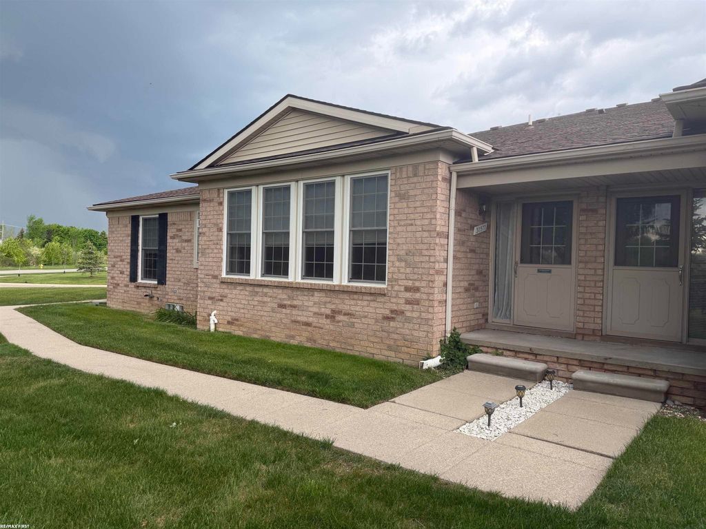 30570 Angela Marie Court, Chesterfield Twp, MI 48051